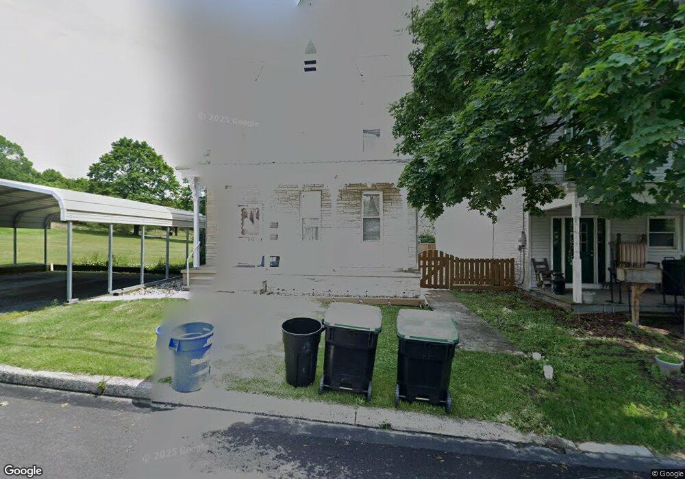 812 N Warren St, Orwigsburg, PA 17961 - photo 1