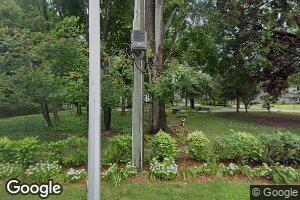 1006 Lake Shore Rd, Grosse Pointe Shores, MI 48236