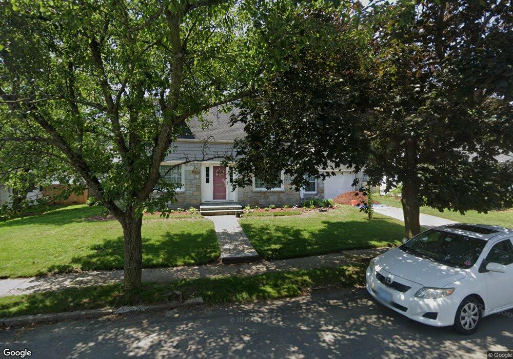 36 Bryant Rd, Cranston, RI 02910 - photo 1