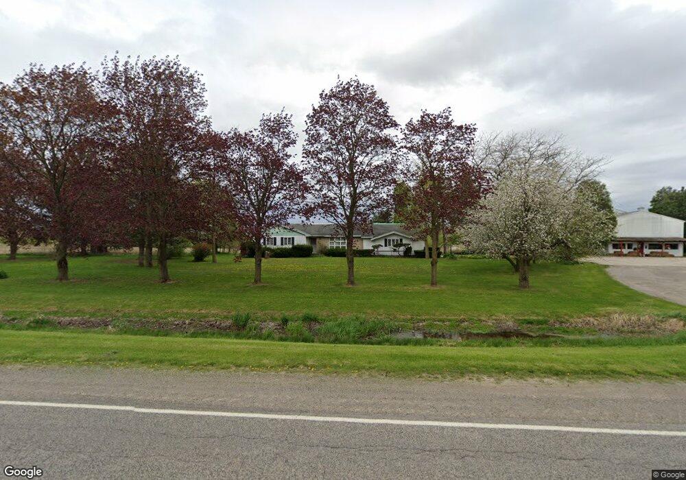 12183 Beecher Rd, Flushing, MI 48433 - photo 1