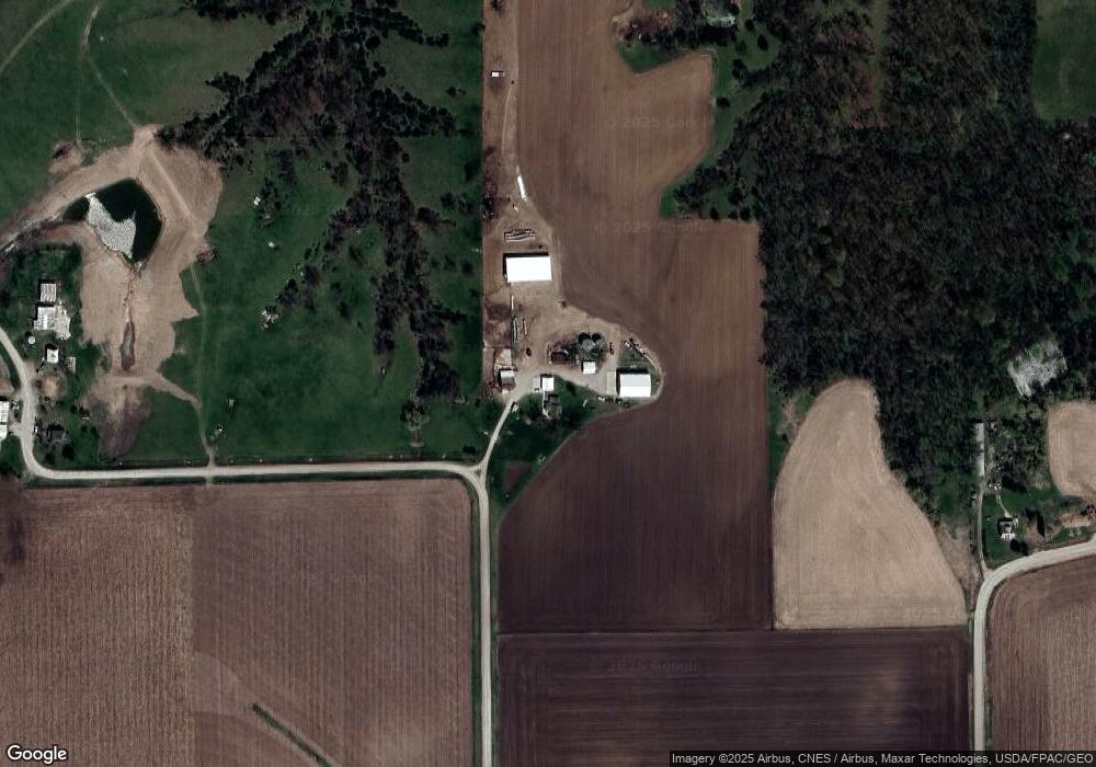 5318 Iris Ave, Newton, IA 50208 - photo 1