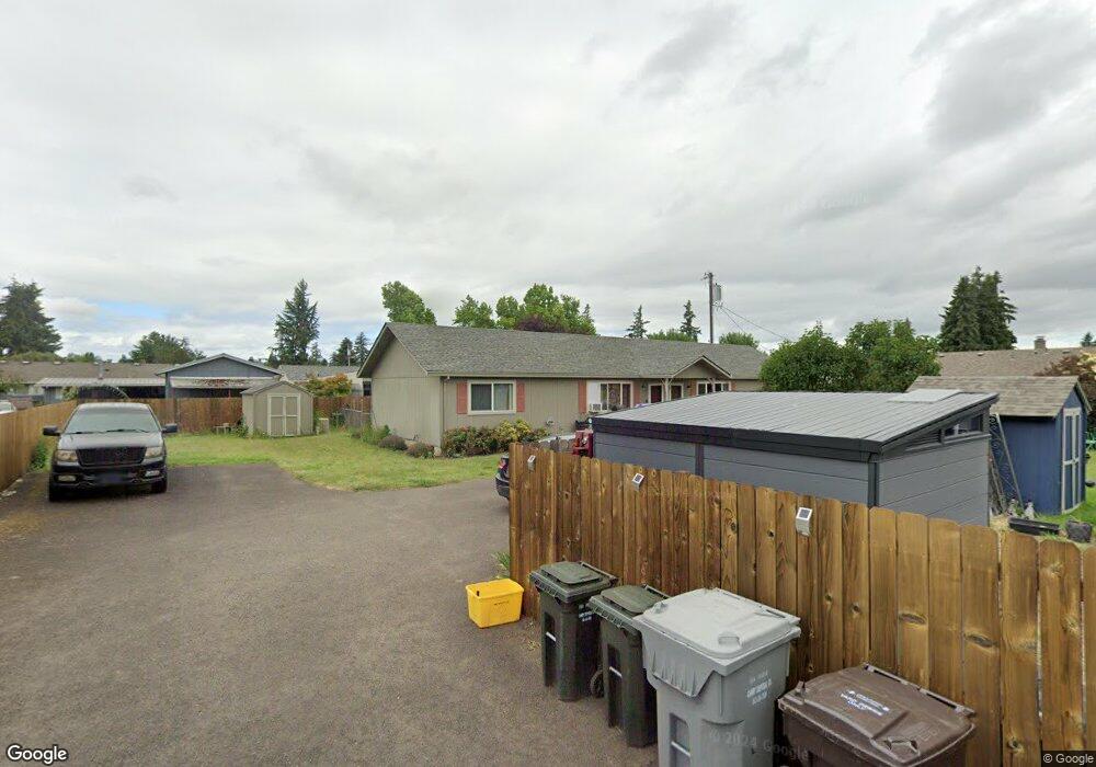 1501 N Maple St, Canby, OR 97013 - photo 1