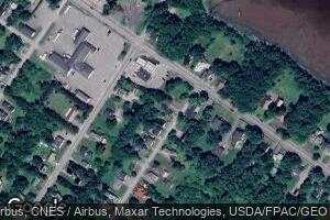 9 Franklin St, Calais, ME 04619