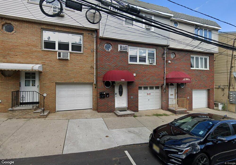 570 62nd St unit 2, West New York, NJ 07093 - photo 1