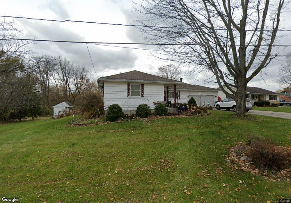 1361 Fetter Rd, Lima, OH 45801 - photo 1