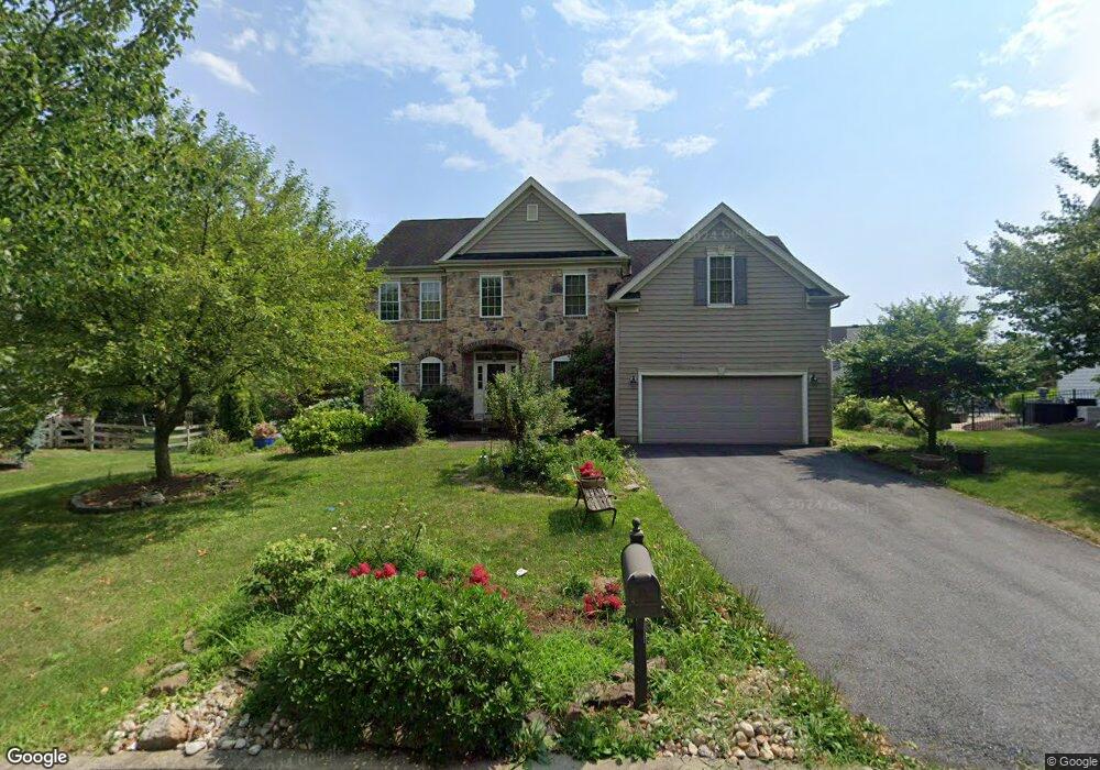 5314 Mulberry Dr, Bethlehem, PA 18017 - photo 1