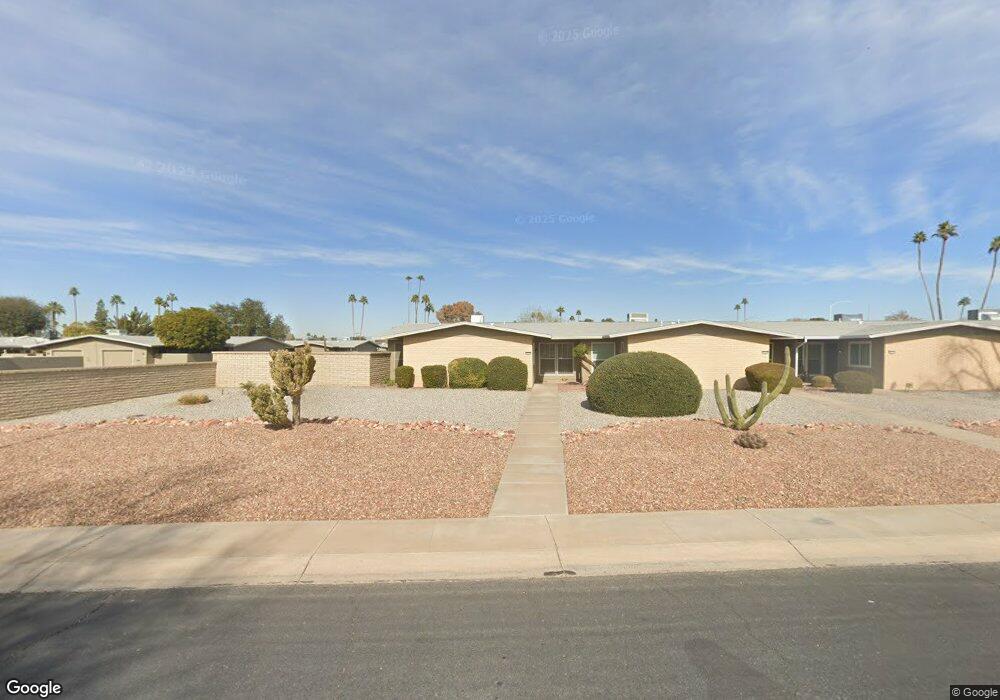 10726 W Santa fe Dr, Sun City, AZ 85351 - photo 1