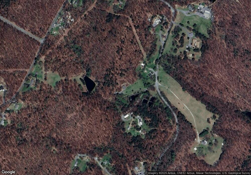 2051 Morgan Frederick Grade, Cross Junction, VA 22625 - photo 1