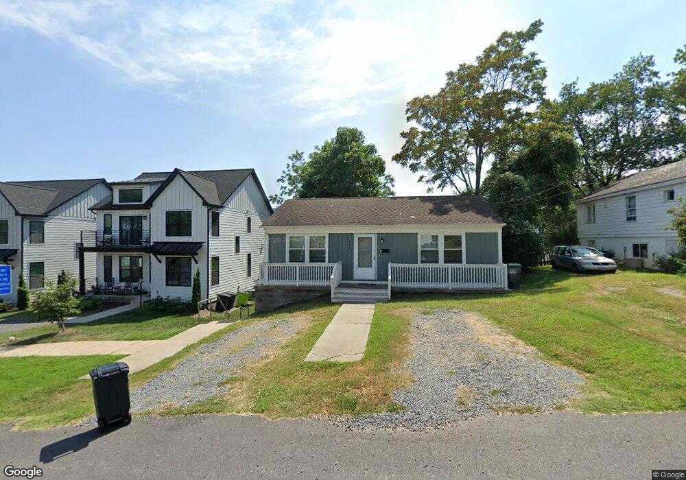 910 Stonehenge Ave, Charlottesville, VA 22902 - photo 1