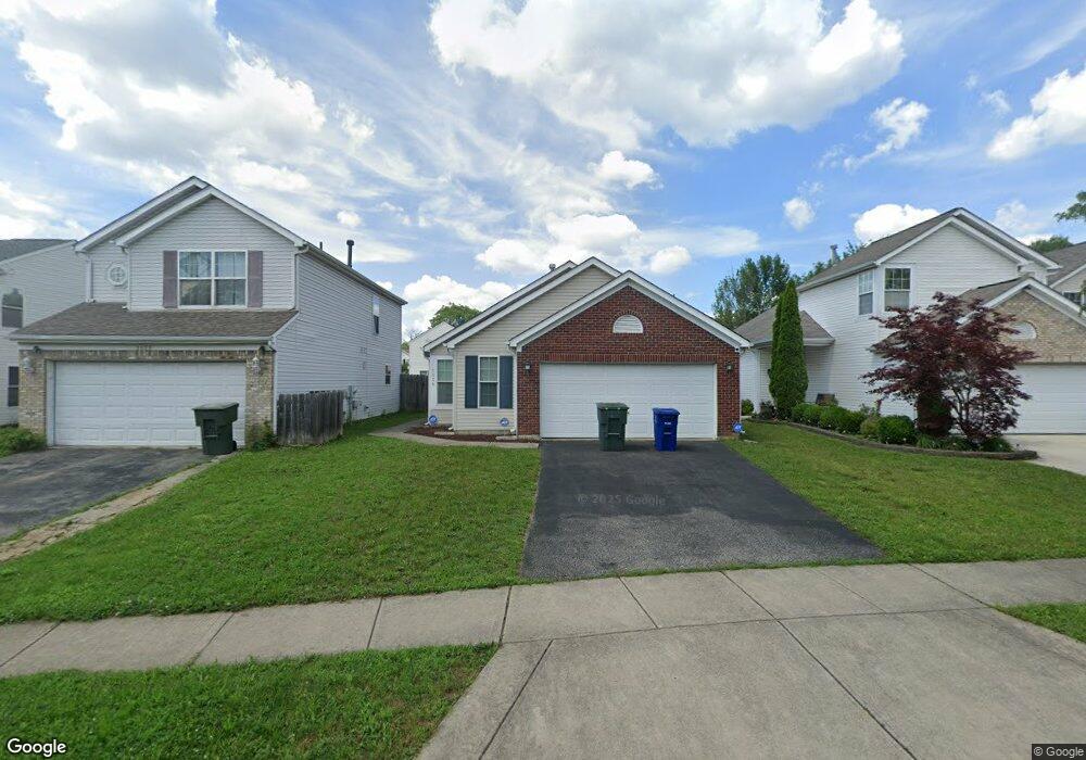 2034 Waymont Rd, Columbus, OH 43229 - photo 1