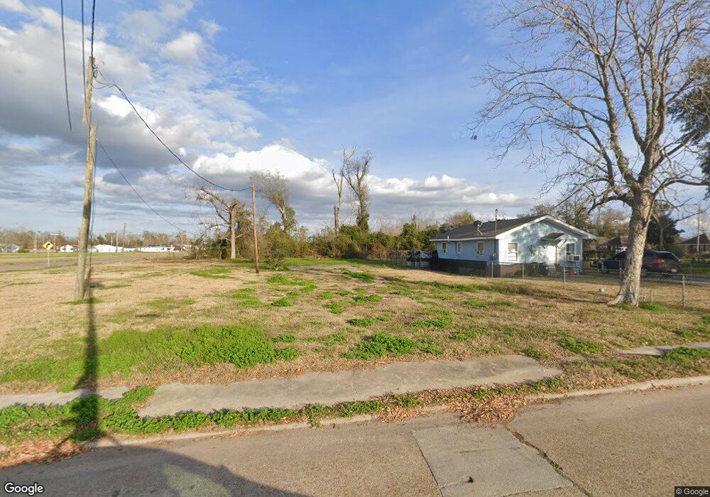 207 S Cherry St, Lake Charles, LA 70601 - photo 1