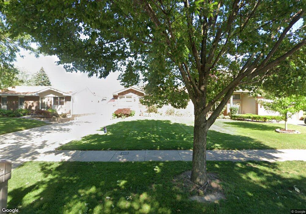 637 N West Ave, Elmhurst, IL 60126 - photo 1