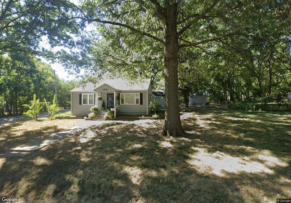 1200 NW B St, Blue Springs, MO 64015 - photo 1