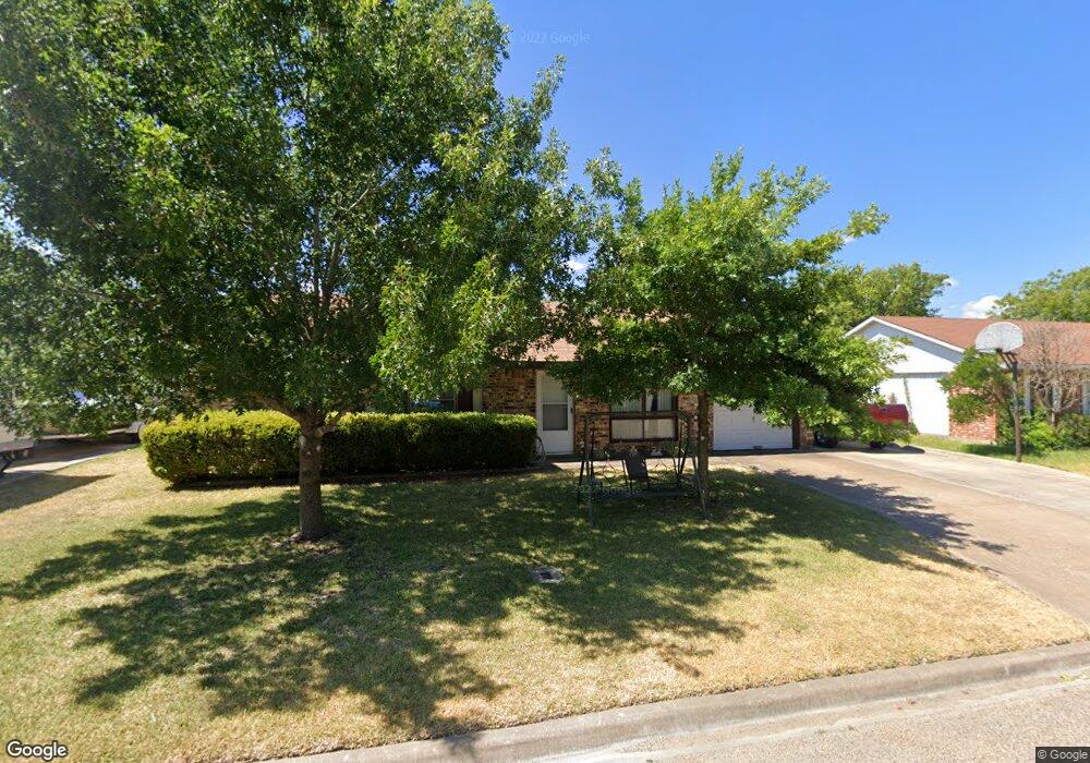 707 Christine St, Troy, TX 76579 - photo 1