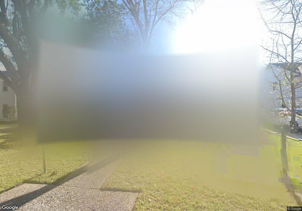 426 Southchester Ln, Houston, TX 77079 - photo 1