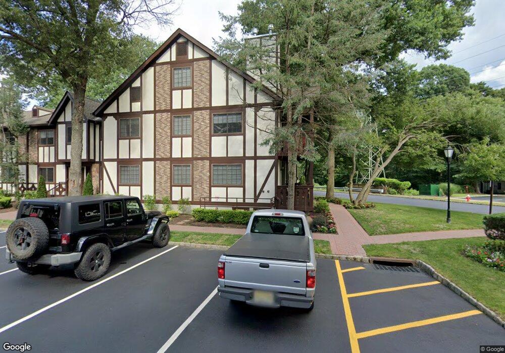 1810 Faulkner Ct, Mahwah, NJ 07430 - photo 1