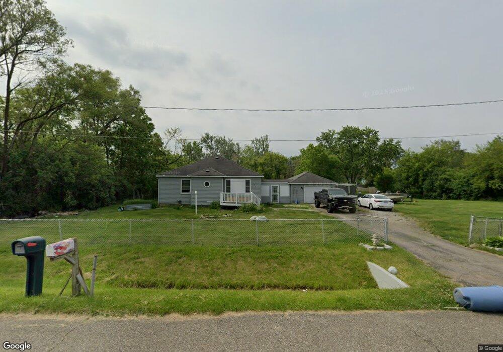 1182 E Grand Blvd, Flint, MI 48505 - photo 1
