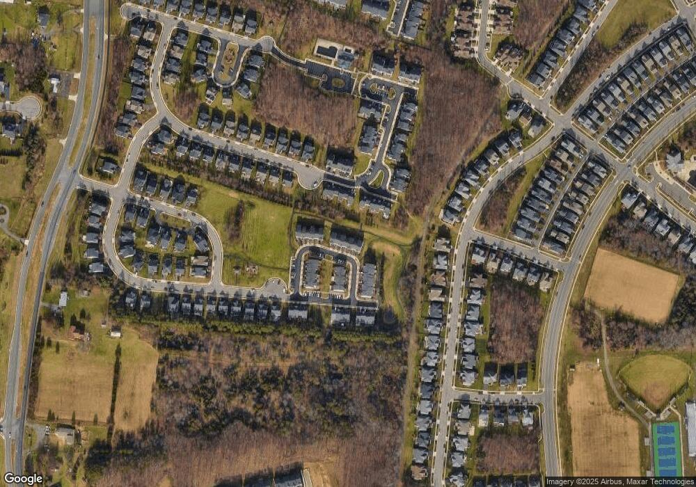 25290 Gothic Square, Chantilly, VA 20152 - photo 1