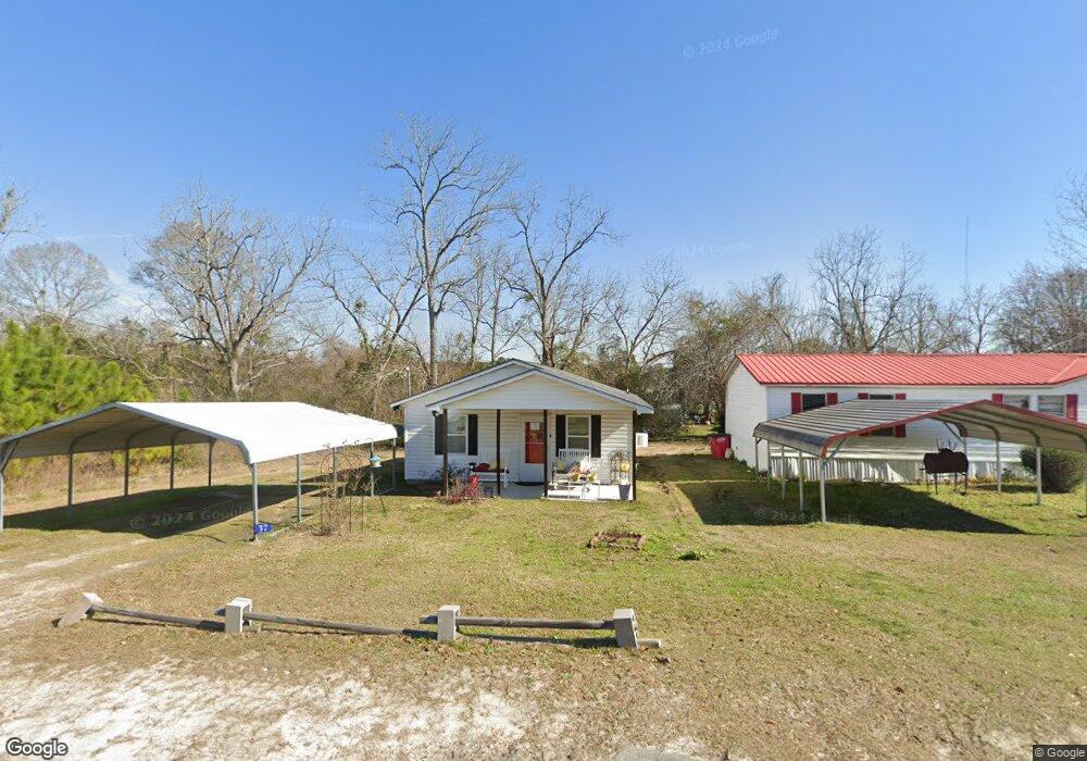 37 E Thirteenth St, Mc Rae Helena, GA 31037 - photo 1