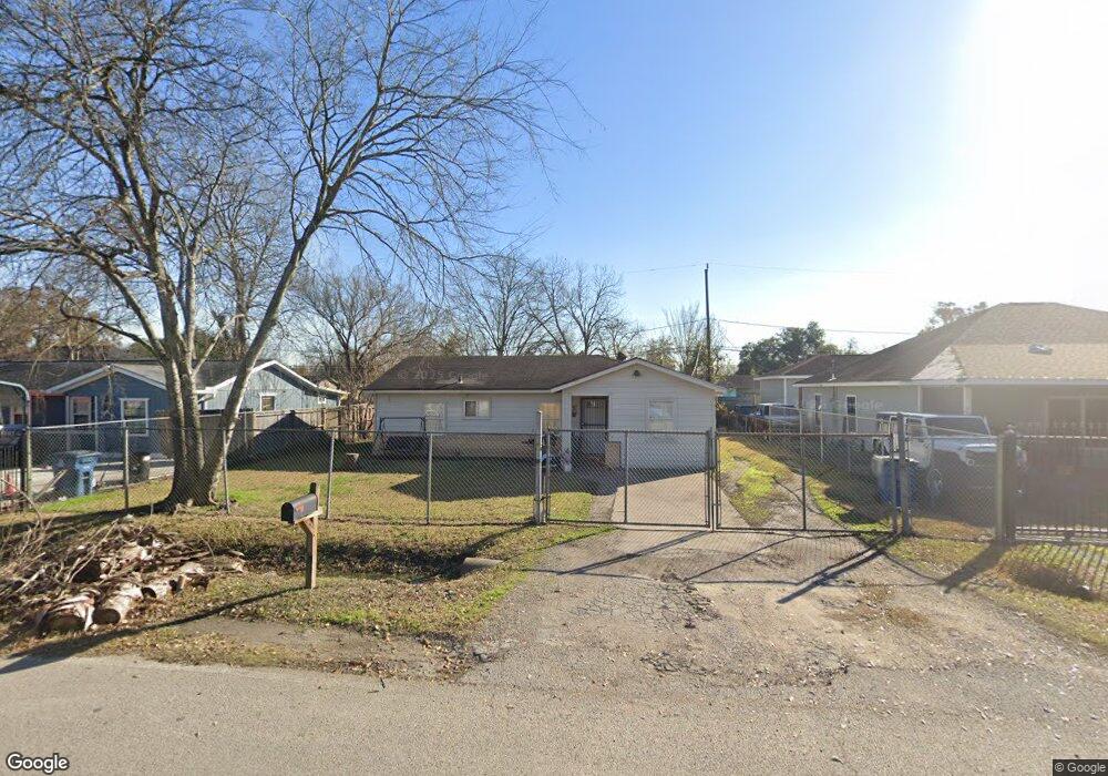 2306 Mooney Rd, Houston, TX 77093 - photo 1