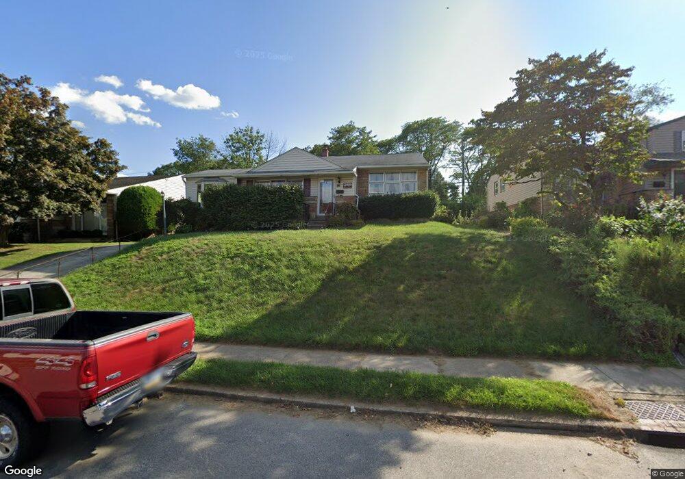 360 Robinson Dr, Broomall, PA 19008 - photo 1