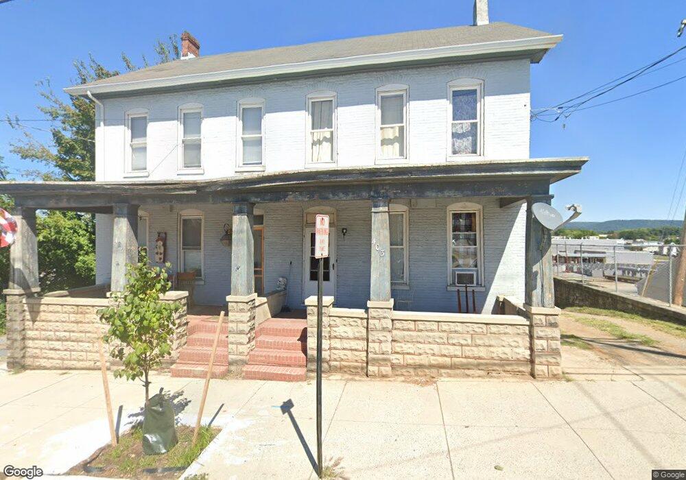 403 W Main St, Waynesboro, PA 17268 - photo 1