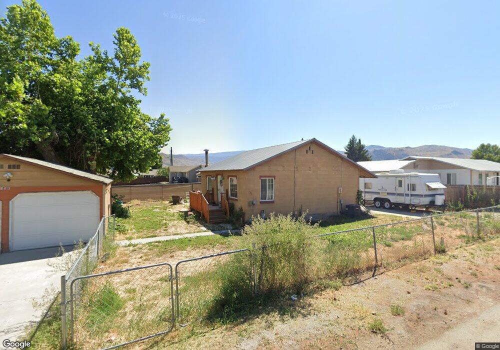 136 12th St NE, East Wenatchee, WA 98802 - photo 1