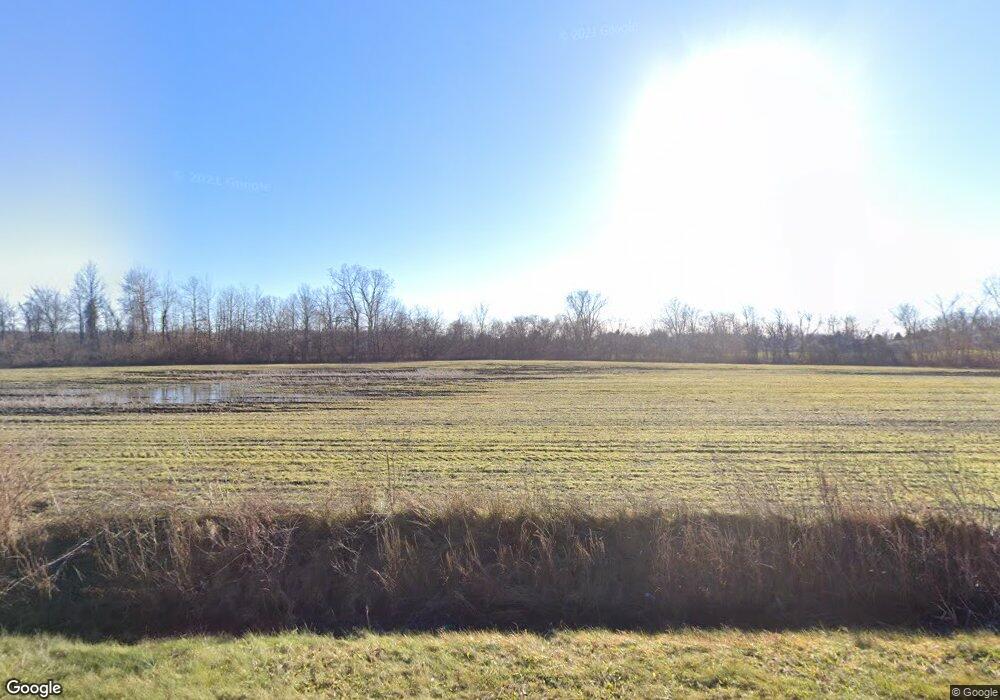 242 E Newburg Rd, Carleton, MI 48117 - photo 1