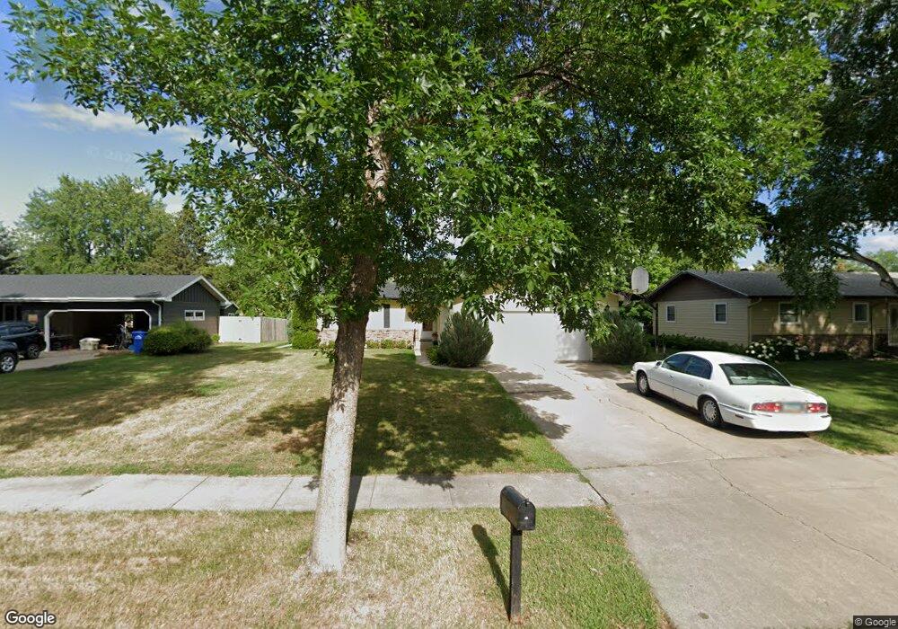 2843 Hickory St N, Fargo, ND 58102 - photo 1