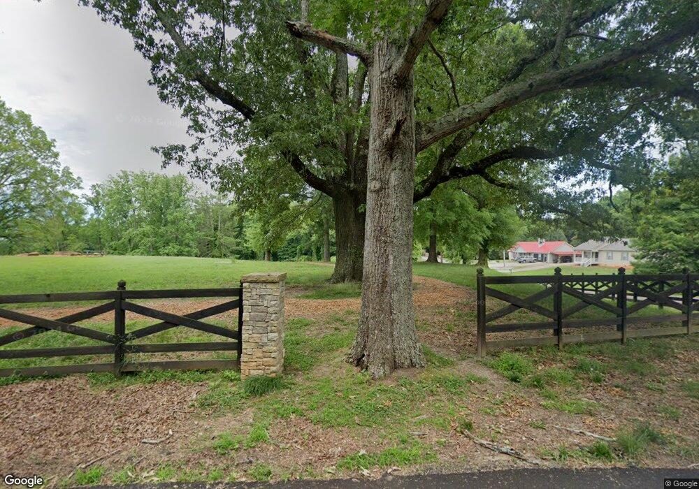 3313 Indian Trail Rd, Gainesville, GA 30506 - photo 1