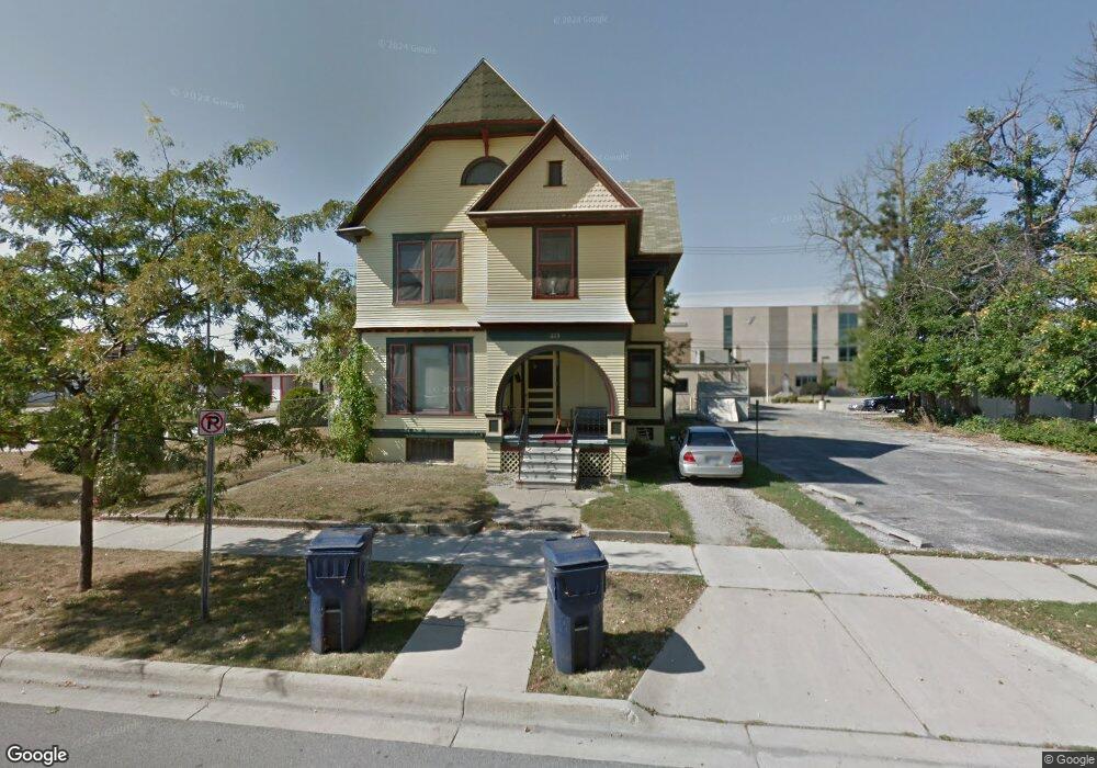 223 Adams St, Bay City, MI 48708 - photo 1