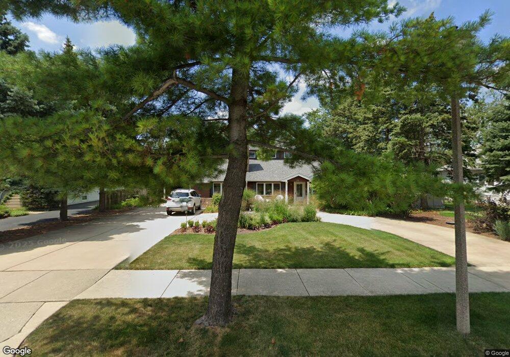 256 N Geneva Ave, Elmhurst, IL 60126 - photo 1