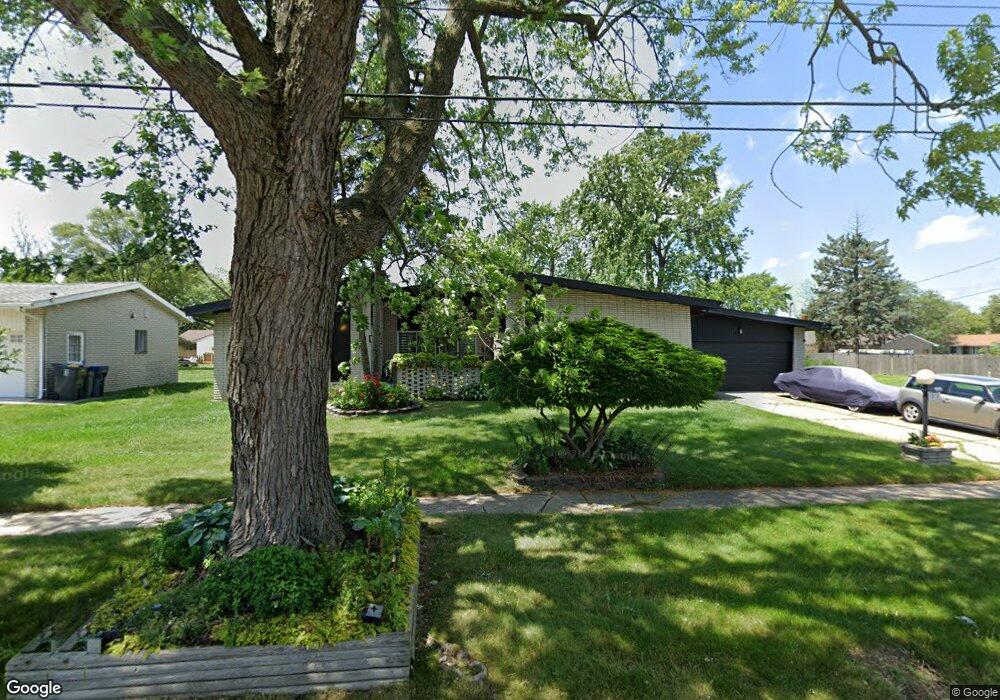 1916 Owen St, Flint, MI 48503 - photo 1