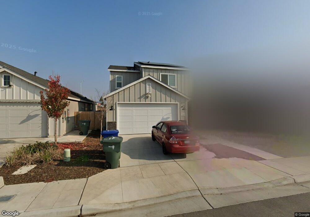 3424 N Douglas Ave, Fresno, CA 93727 - photo 1