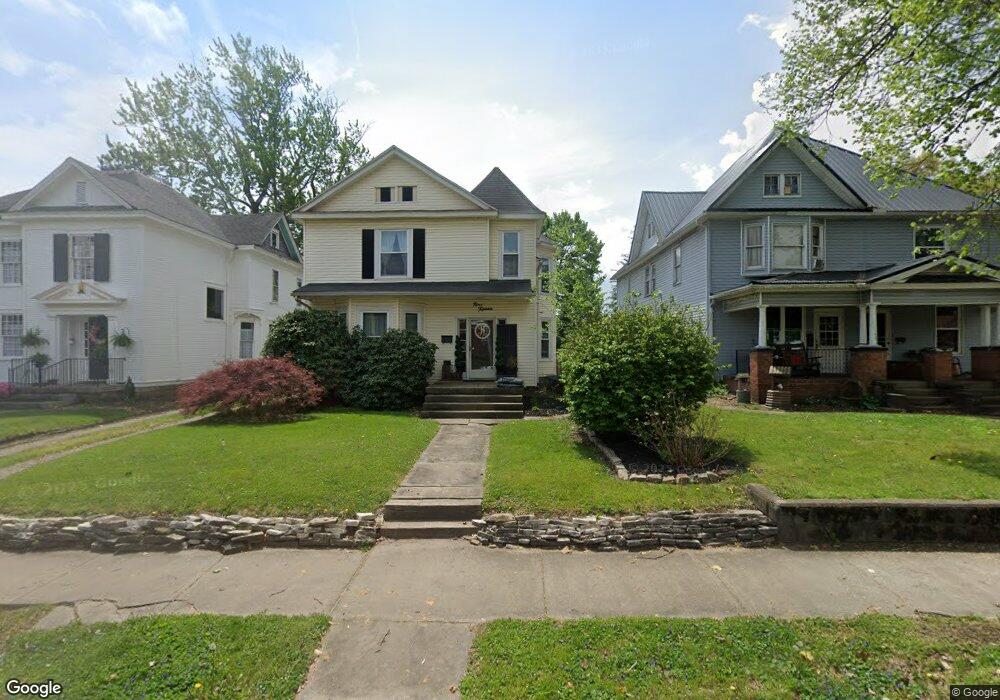 915 Walnut St, Coshocton, OH 43812 - photo 1