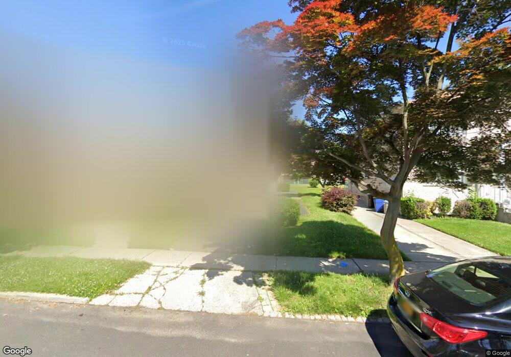 201 3rd St, Staten Island, NY 10306 - photo 1