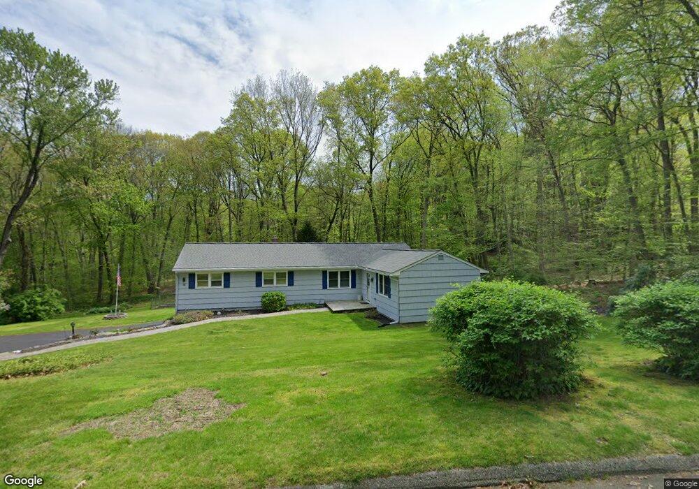 7 Fair Oaks Dr, Shelton, CT 06484 - photo 1