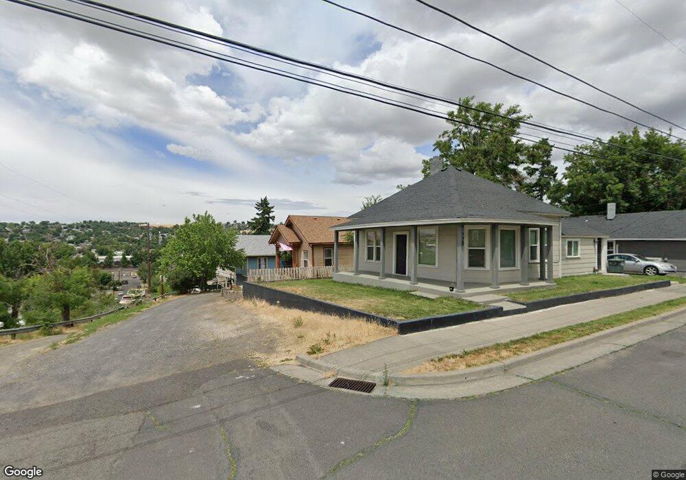 724 SW 3rd St, Pendleton, OR 97801 - photo 1