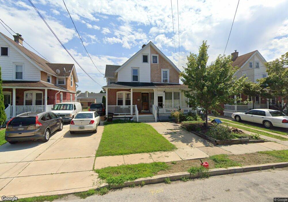 1313 E 11th St, Crum Lynne, PA 19022 - photo 1