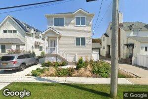 52 Kings Ave, Atlantic Beach, NY 11509