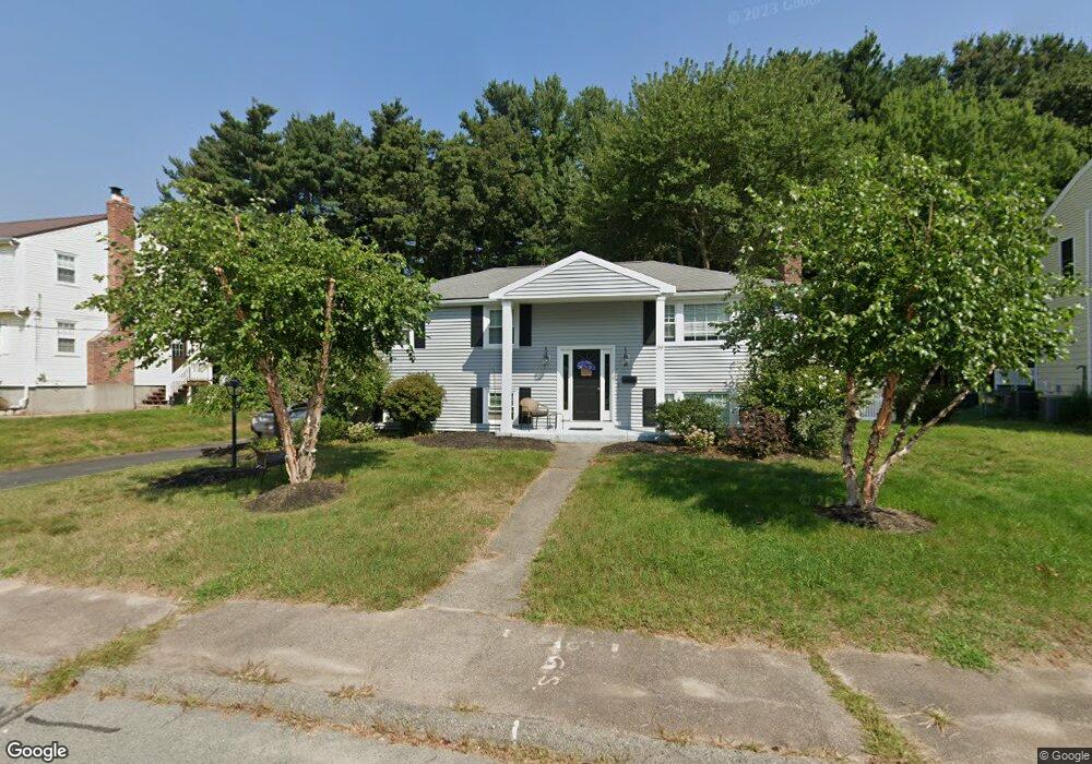 39 Mohawk Path, Bellingham, MA 02019 - photo 1