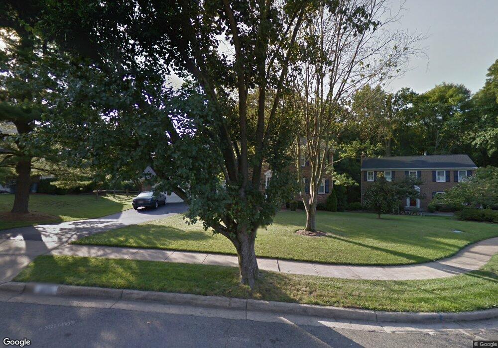 4653 Country Vale Ct, Annandale, VA 22003 - photo 1