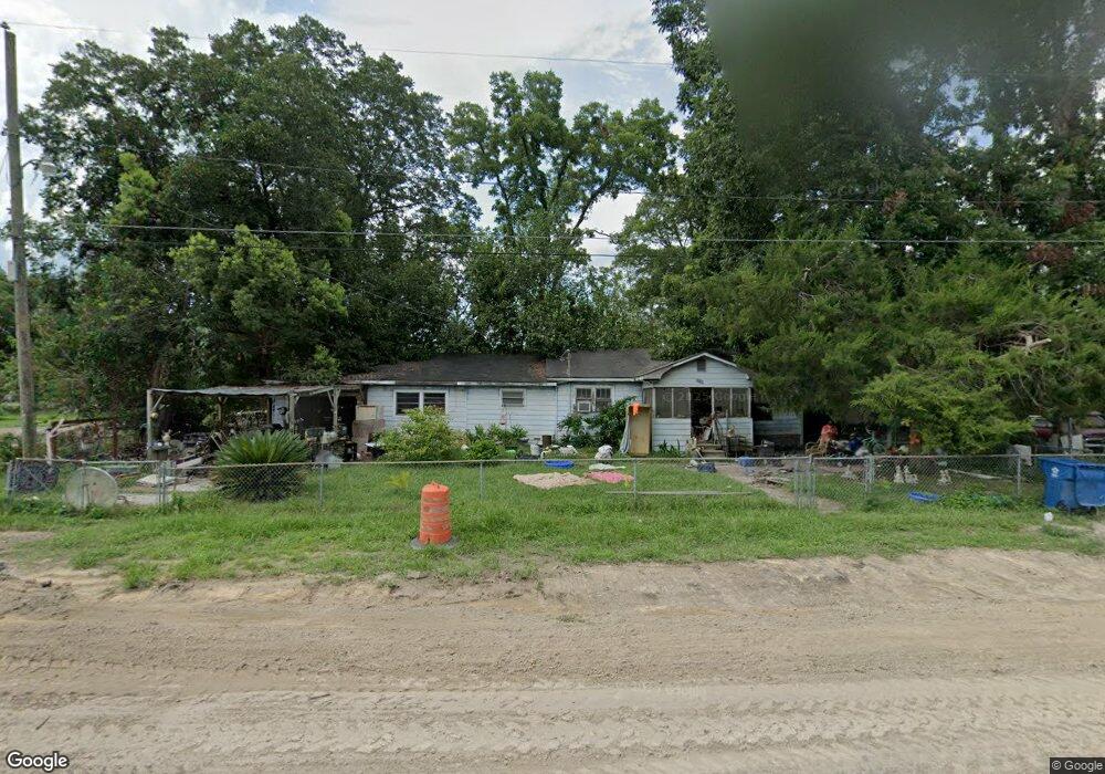 2590 New Jersey Ave, Waycross, GA 31503 - photo 1