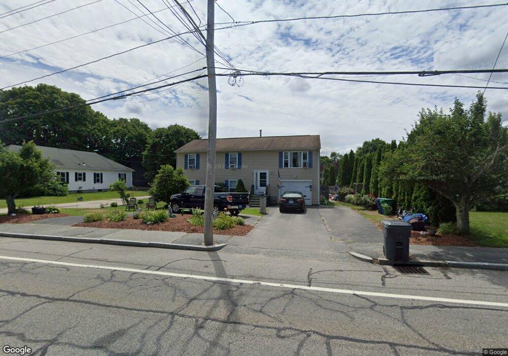 1870 W Shore Rd, Warwick, RI 02889 - photo 1