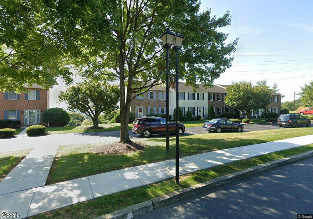 456 Allenview Dr, Mechanicsburg, PA 17055 - photo 1