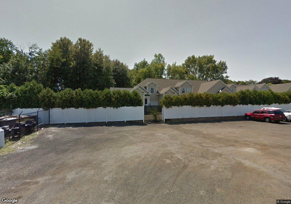 24 County Walk Ln unit 7, East Haven, CT 06512 - photo 1