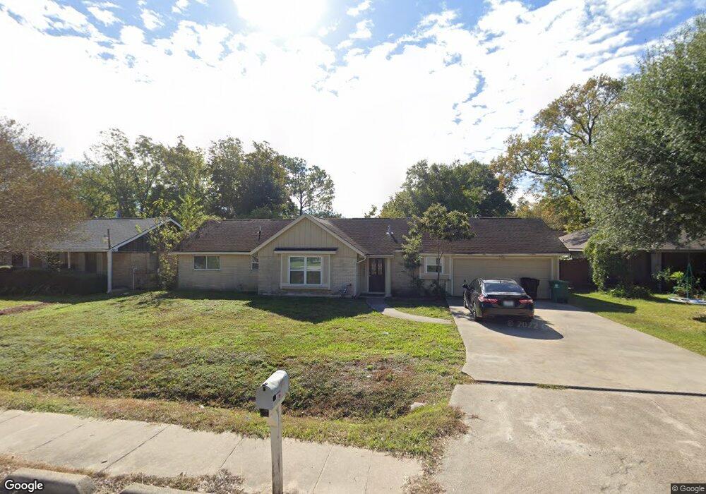 2927 Ellington St, Houston, TX 77088 - photo 1