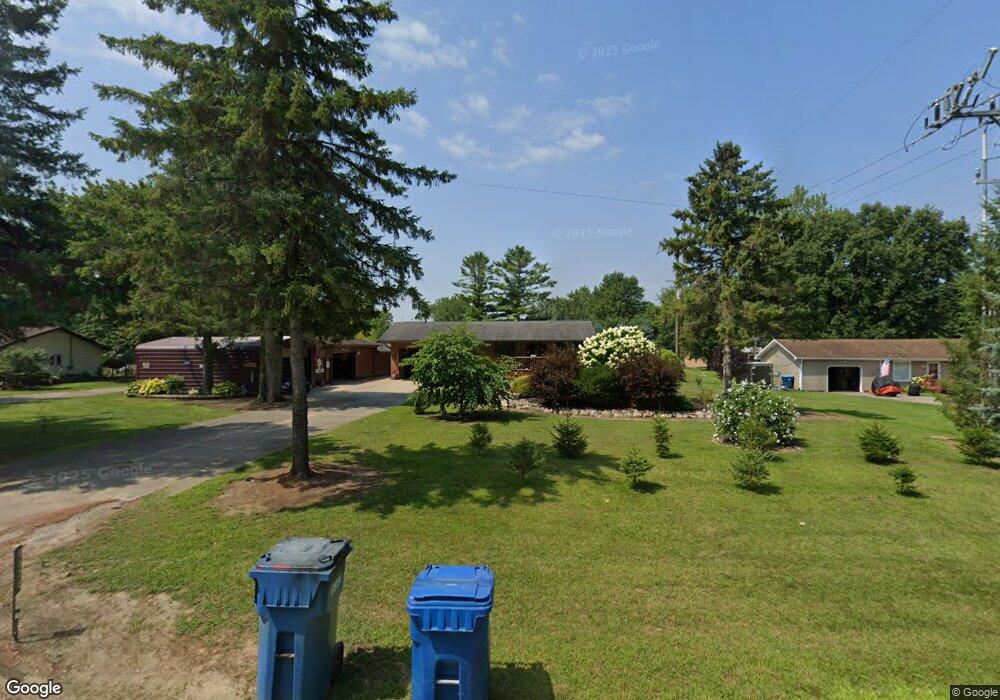 6030 Sheridan Rd, Vassar, MI 48768 - photo 1