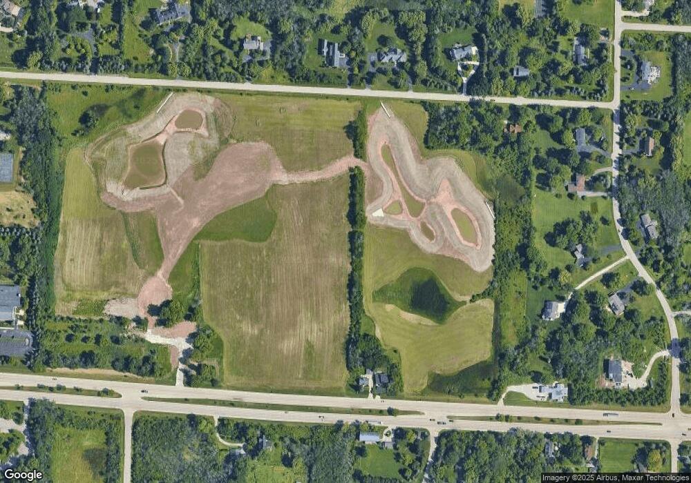 1718 N River Cir, River Hills, WI 53217 - photo 1