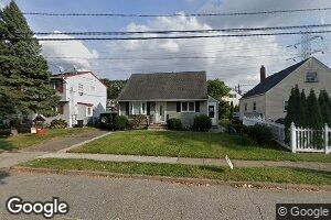 7 Brookwood Rd, Clifton, NJ 07012